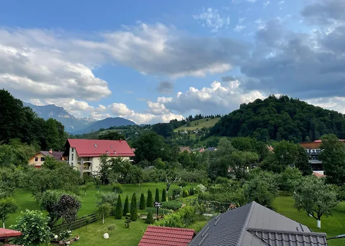 Casuta Cu Dumbrava