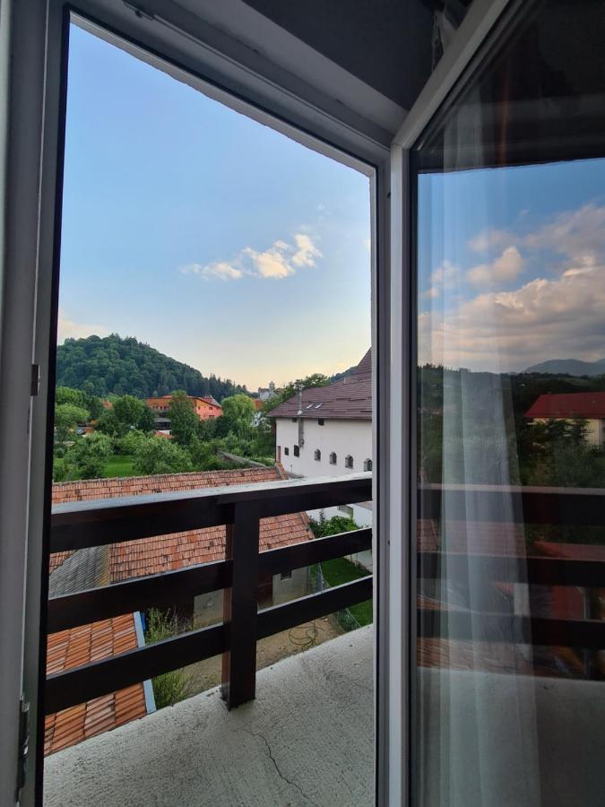 Casuta Cu Dumbrava